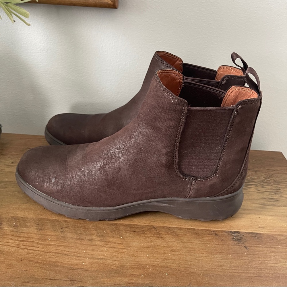 Vionic Water Resistant Brown Boots - Picture 3 of 11